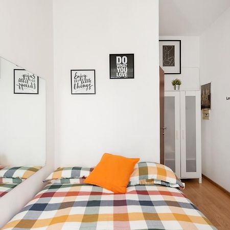 Central Little Basic Apartment โรม ภายนอก รูปภาพ