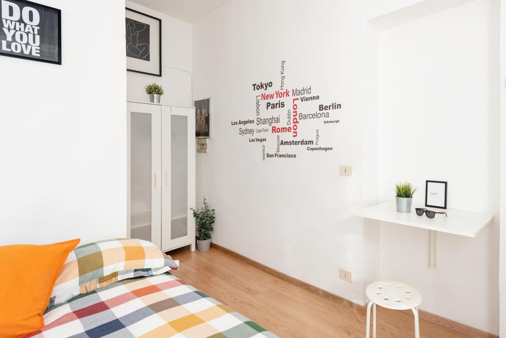 Central Little Basic Apartment โรม ภายนอก รูปภาพ